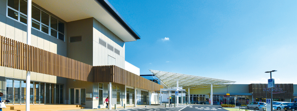 フレスポ桶川 フレスポ桶川は埼玉県桶川市坂田東にある 大和リース株式会社が管理運営する商業施設です